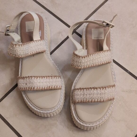 NEW Dolce Vita Drake Platform Sandals Cream Color Ivory Fabric Size 9 - Picture 2 of 10